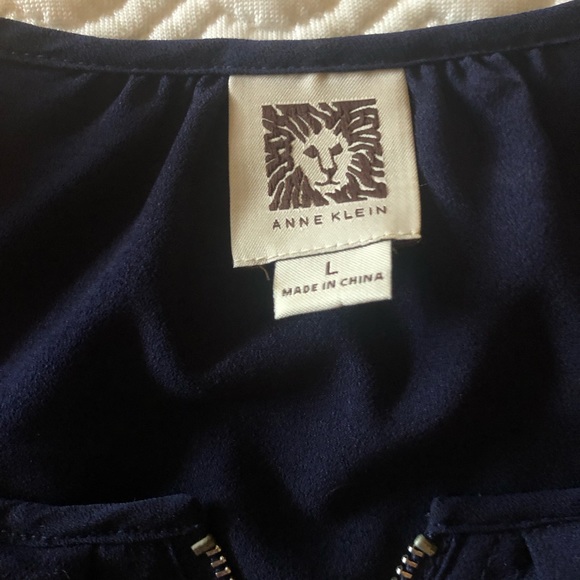 Large Dark Blue 1/4 zip blouse Anne Klein - Picture 5 of 6